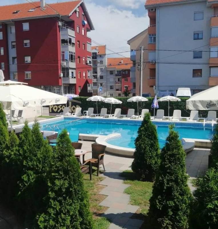Poseidon Apartment Ni Buitenkant foto