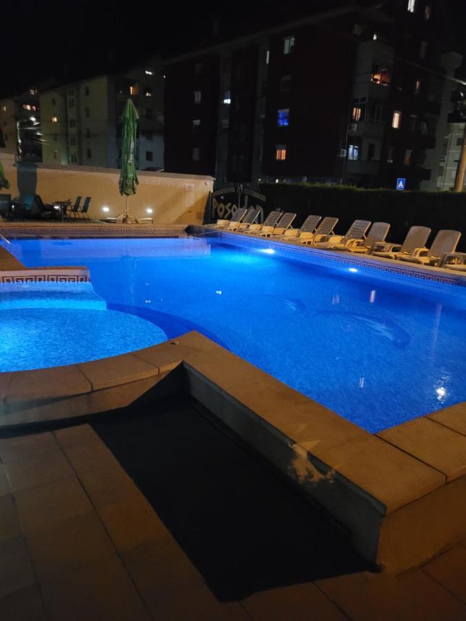 Poseidon Apartment Ni Buitenkant foto