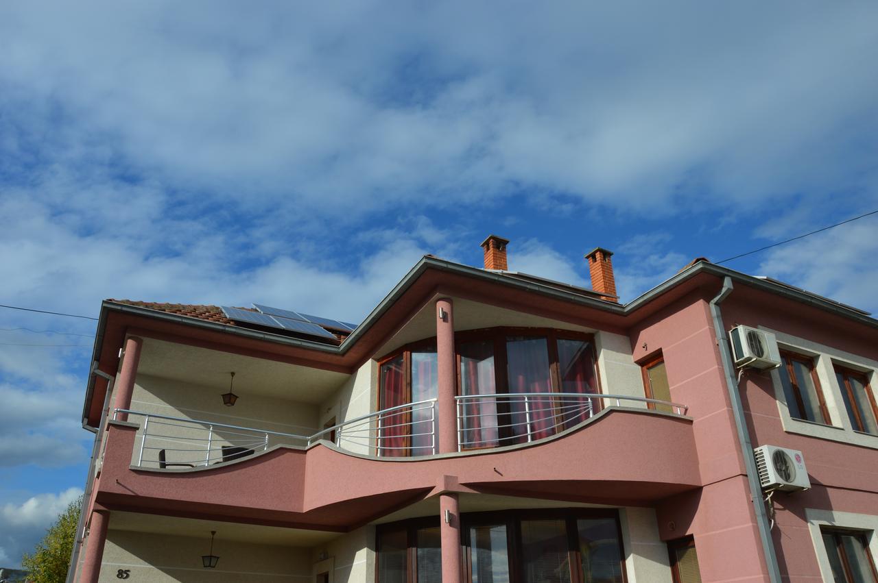 Poseidon Apartment Ni Buitenkant foto