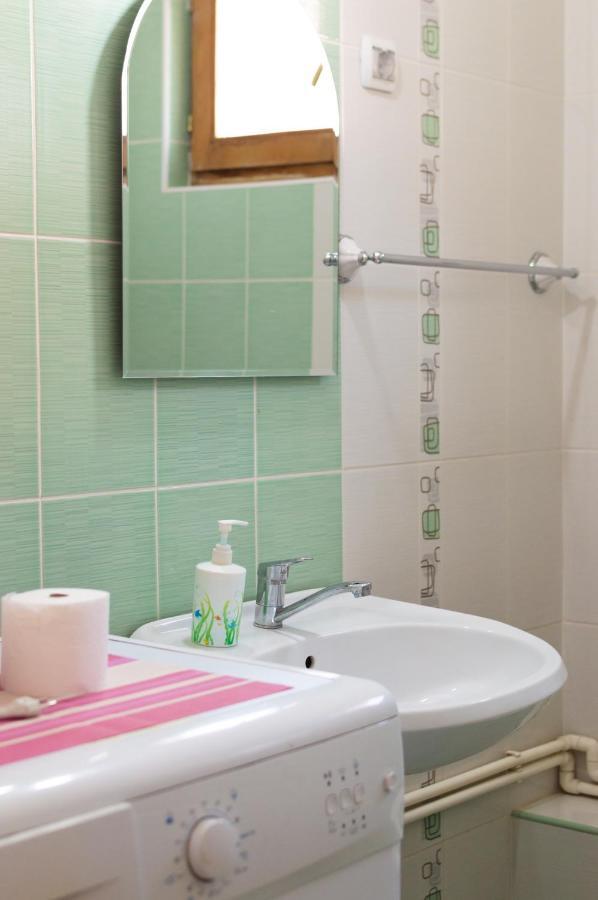 Poseidon Apartment Ni Buitenkant foto